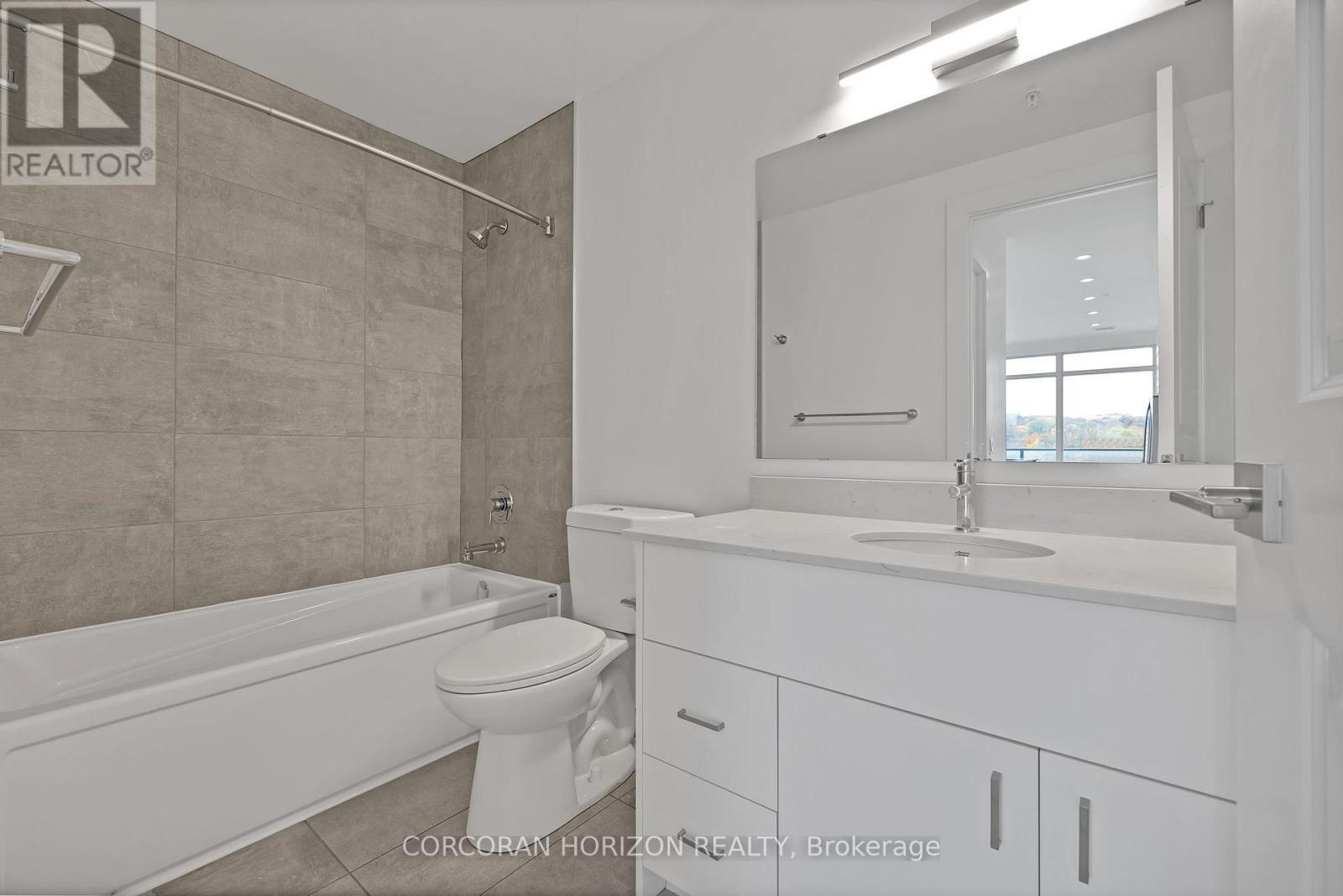 901 - 50 Grand Avenue S, Cambridge, ON - Indoor Photo Showing Bathroom