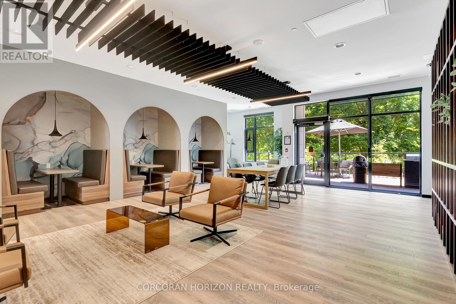 610 - 525 New Dundee Road, Kitchener, ON - Indoor