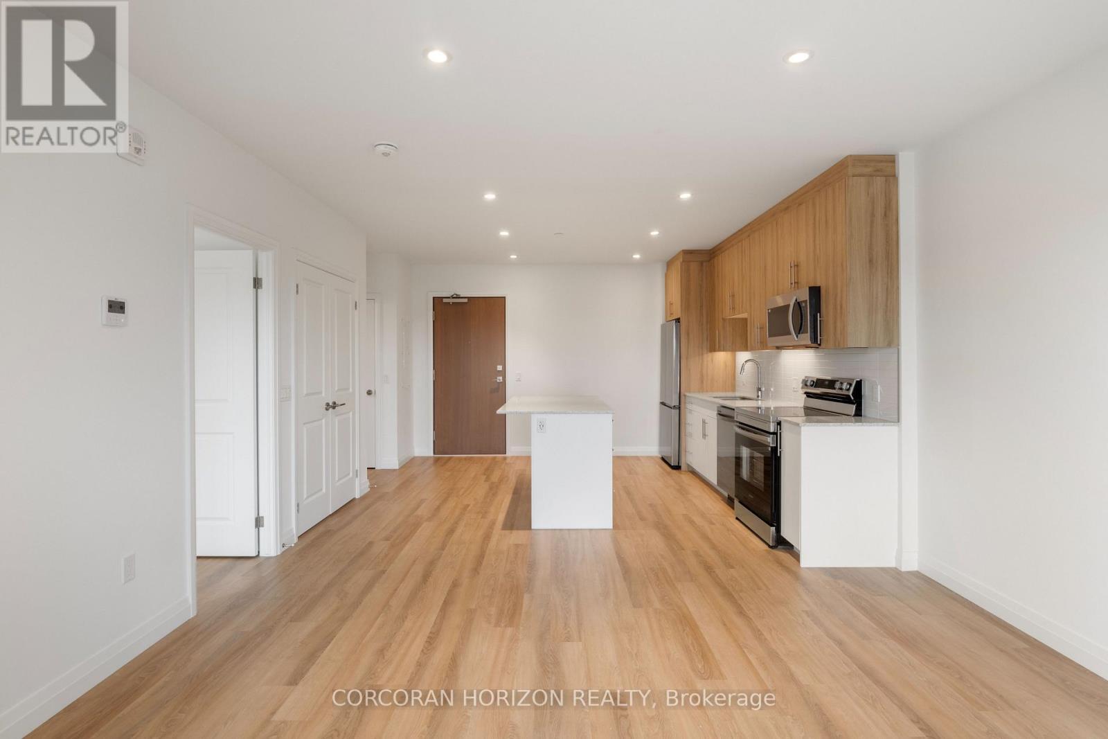 610 - 525 New Dundee Road, Kitchener, ON - Indoor Photo Showing Kitchen