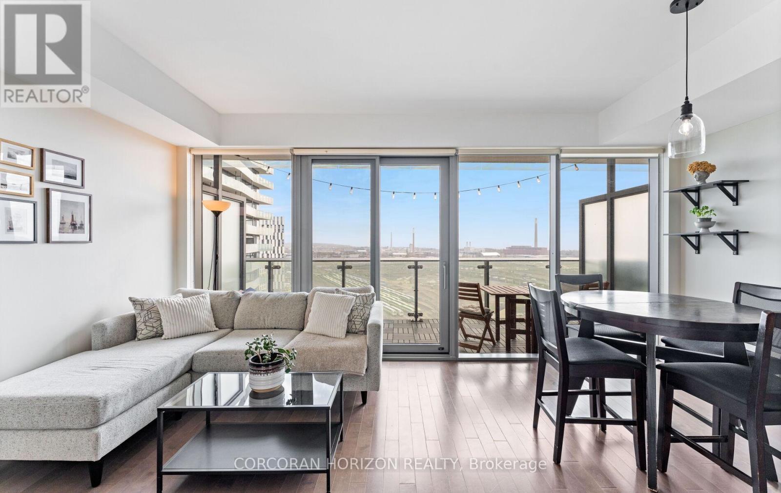 2105 - 70 Distillery Lane, Toronto, ON - Indoor