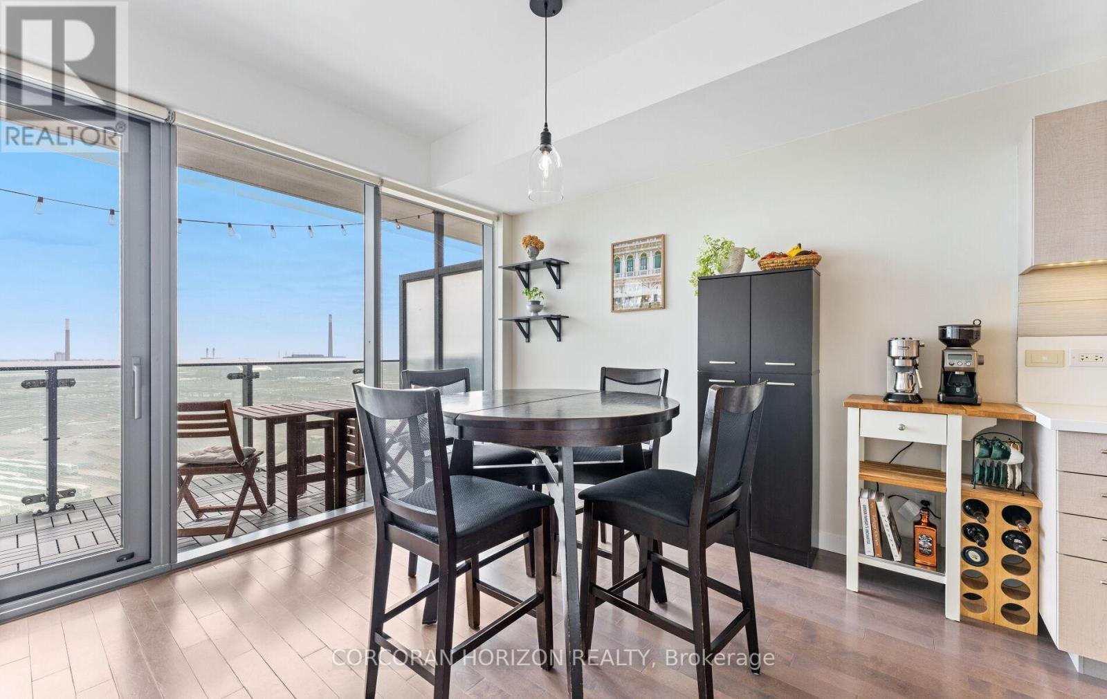 2105 - 70 Distillery Lane, Toronto, ON - Indoor Photo Showing Dining Room