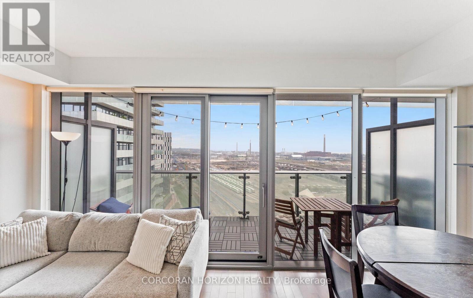 2105 - 70 Distillery Lane, Toronto, ON - Indoor