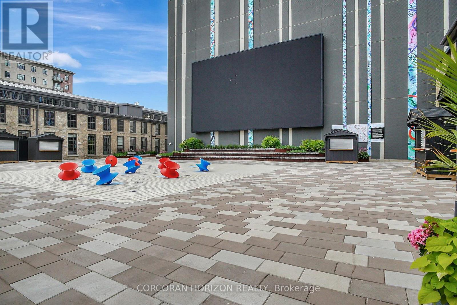 1511 - 15 Glebe Street, Cambridge, ON -