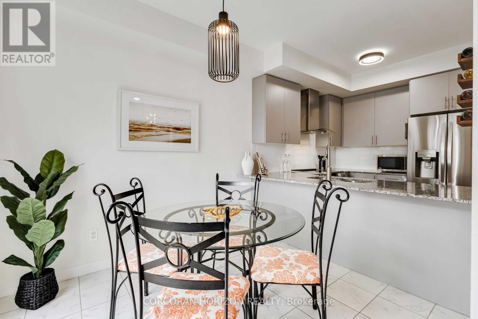 81 Dundonald Trail, Newmarket, ON - Indoor