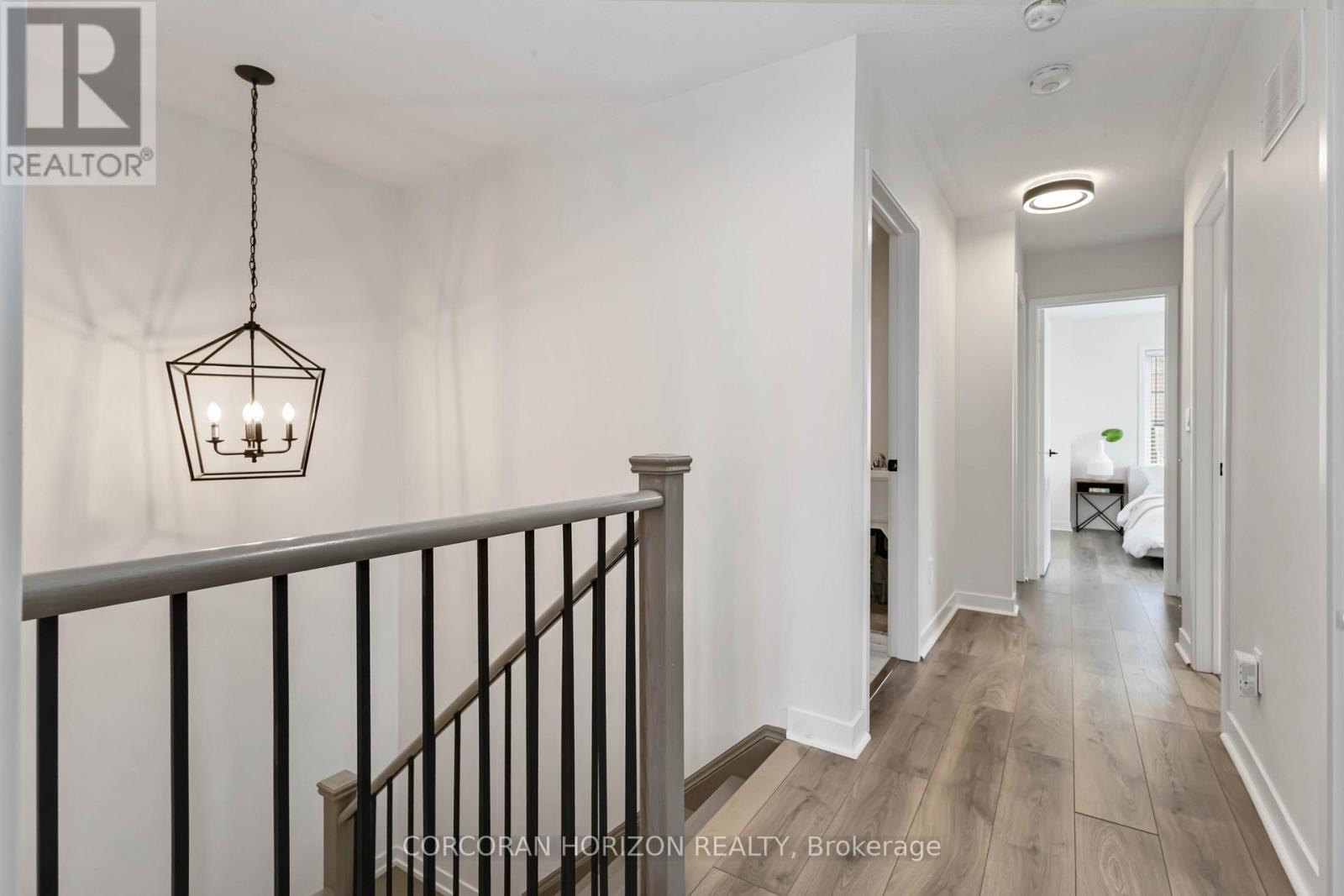 81 Dundonald Trail, Newmarket, ON - Indoor Photo Showing Other Room