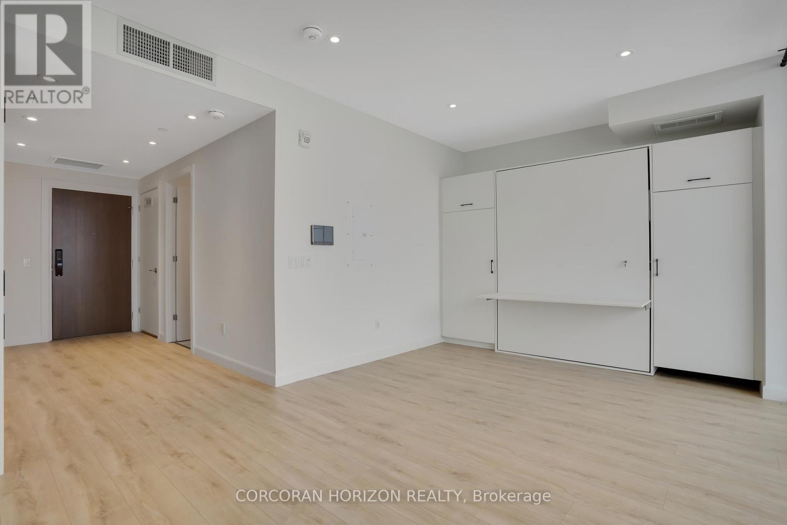 1809 - 741 King Street W, Kitchener, ON - Indoor Photo Showing Other Room