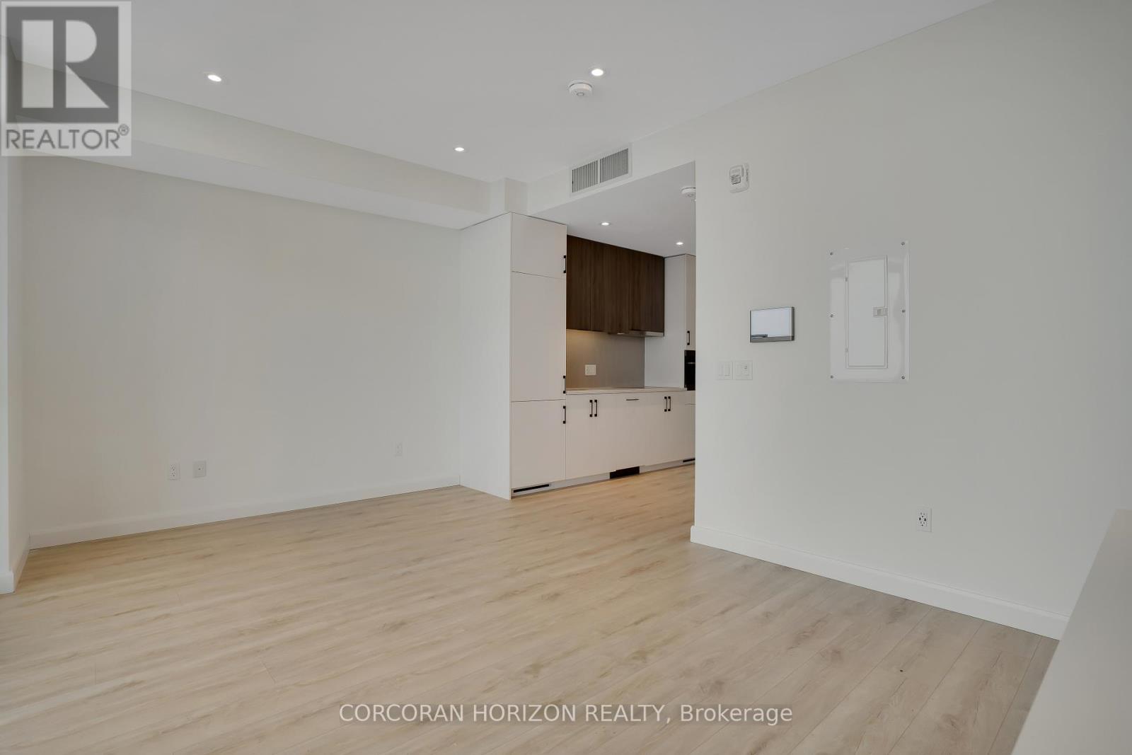 1809 - 741 King Street W, Kitchener, ON - Indoor