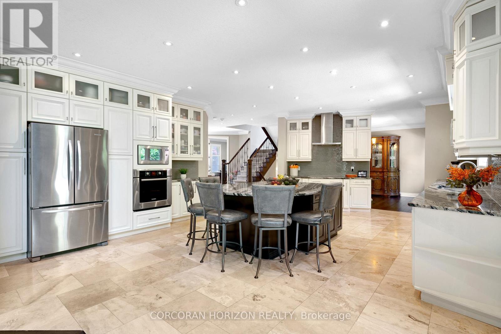 8 - 258 Edgewater Crescent, Kitchener, ON - Indoor