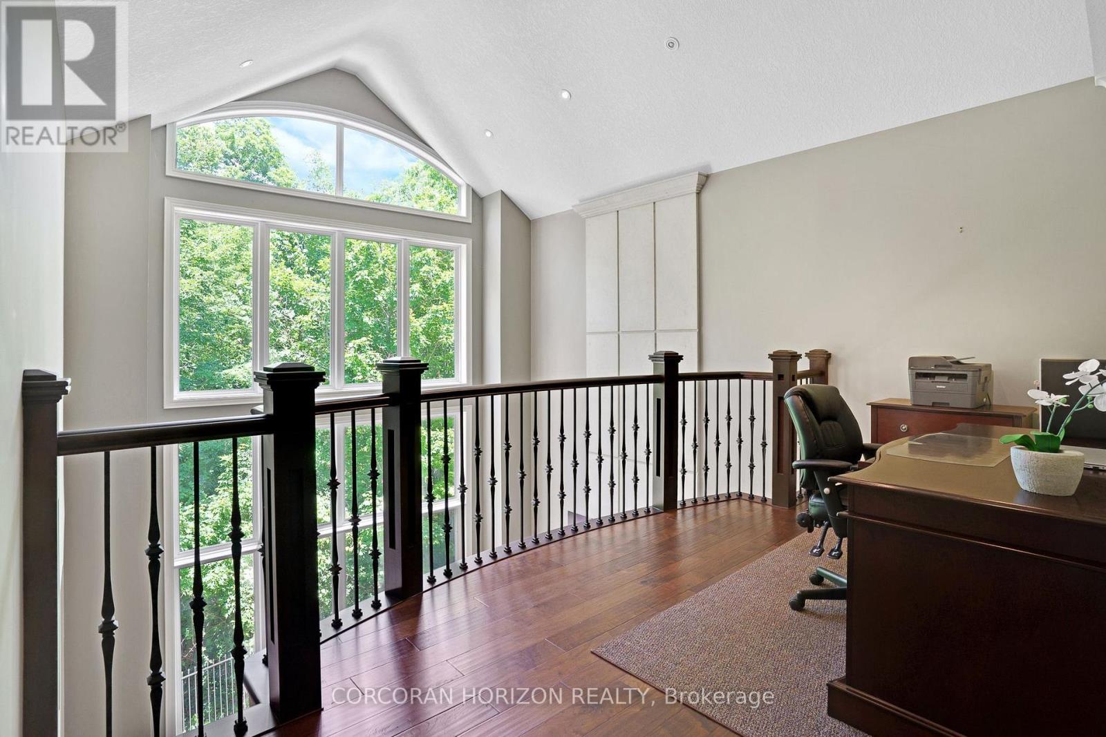 8 - 258 Edgewater Crescent, Kitchener, ON - Indoor