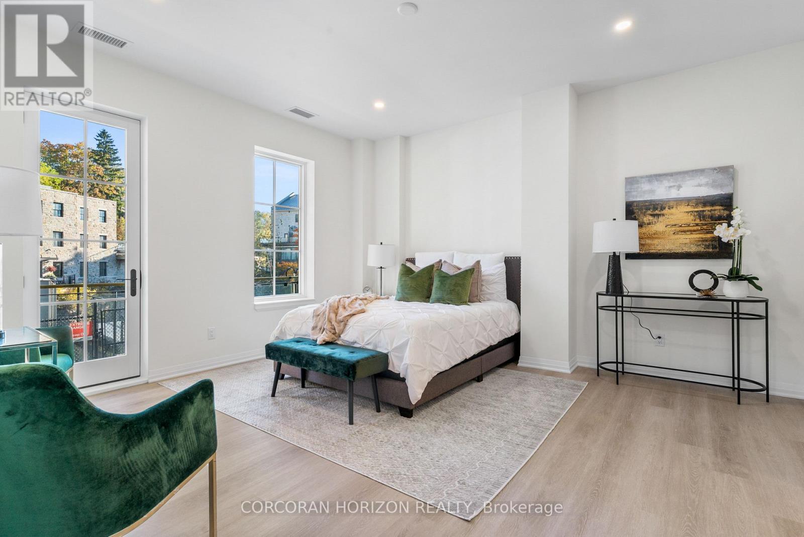 32 - 6523 Wellington 7 Road, Centre Wellington, ON - Indoor Photo Showing Bedroom
