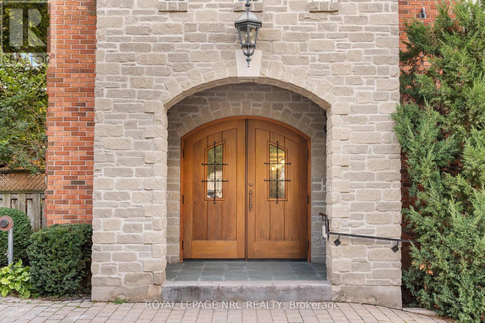 101 - 55 Main Street, St. Catharines (Port Dalhousie), ON - Outdoor With Exterior