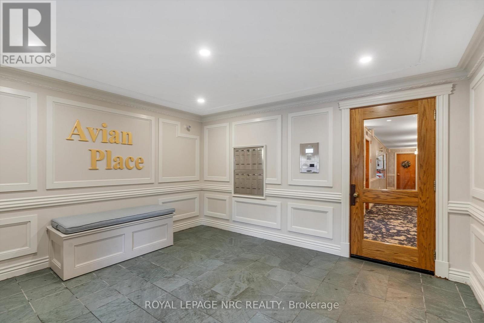 101 - 55 Main Street, St. Catharines (Port Dalhousie), ON - Indoor Photo Showing Other Room