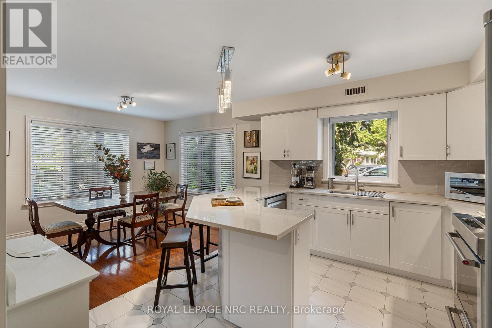 101 - 55 Main Street, St. Catharines (Port Dalhousie), ON - Indoor