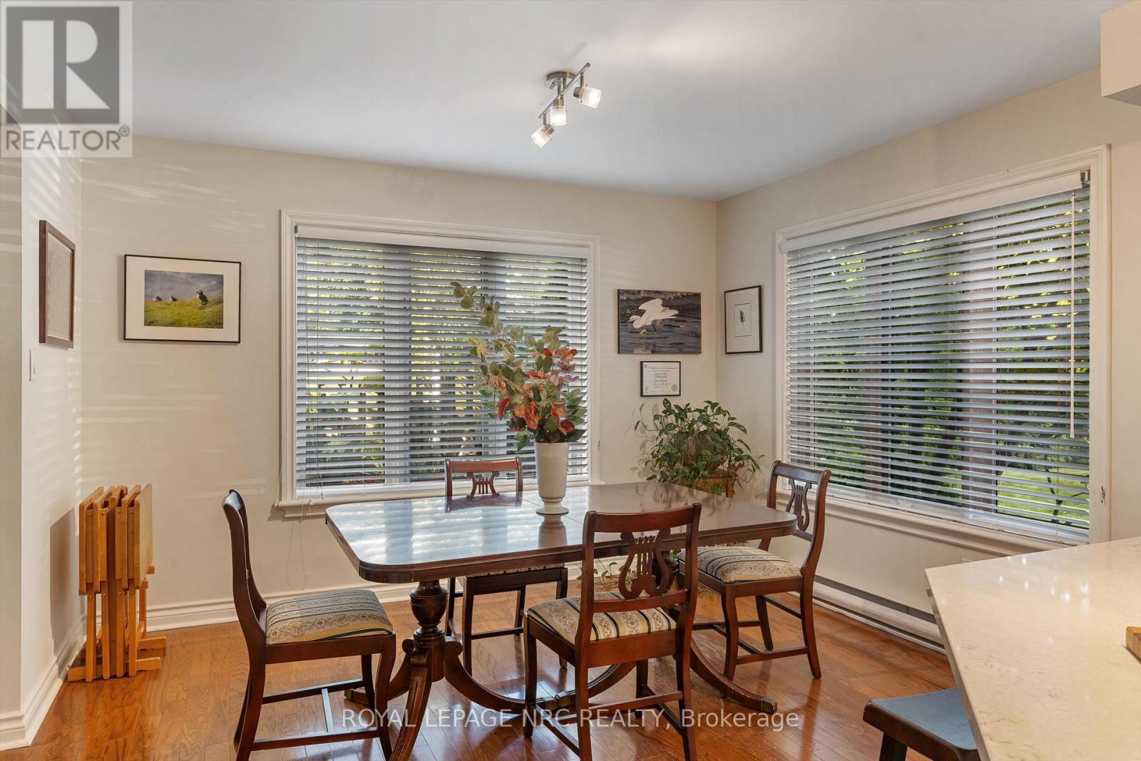 101 - 55 Main Street, St. Catharines (Port Dalhousie), ON - Indoor Photo Showing Dining Room