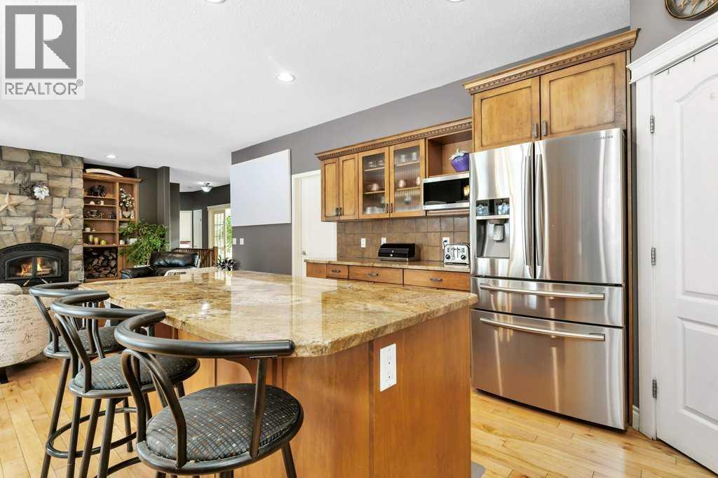 35276 Range Road 10 - 110, Rural Red Deer County, AB - Indoor Photo Showing Kitchen