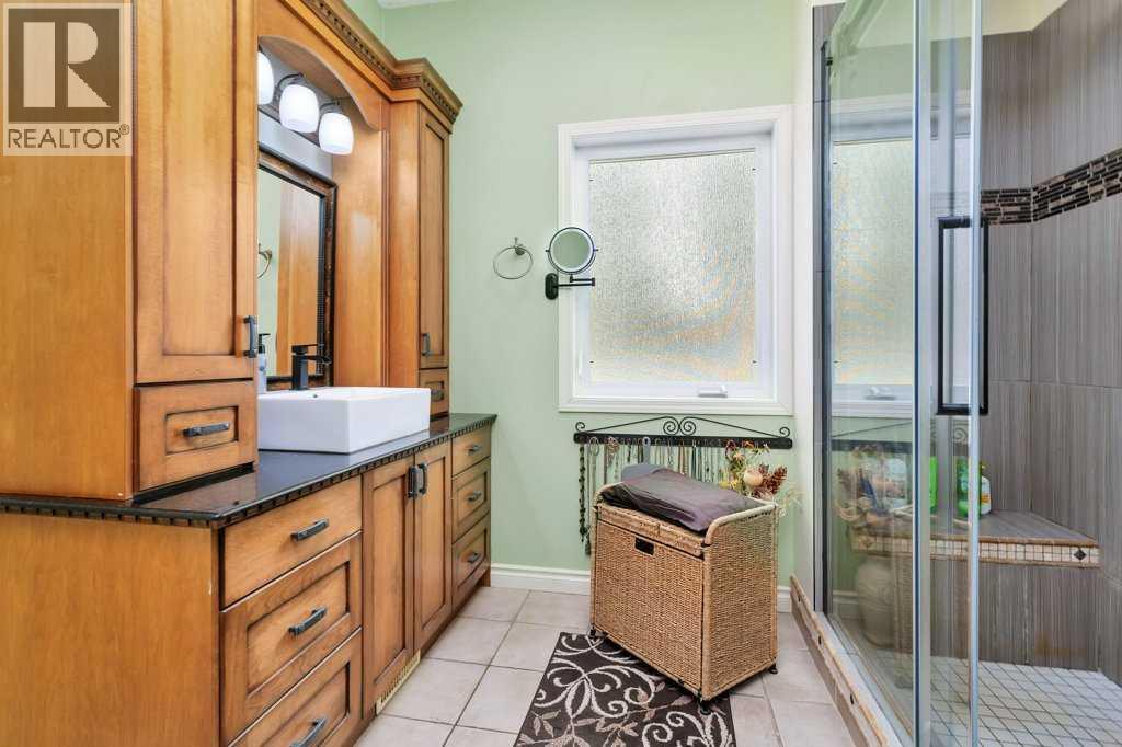 35276 Range Road 10 - 110, Rural Red Deer County, AB - Indoor Photo Showing Bathroom