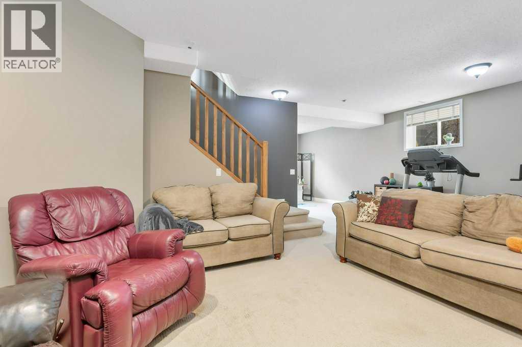 35276 Range Road 10 - 110, Rural Red Deer County, AB - Indoor Photo Showing Living Room