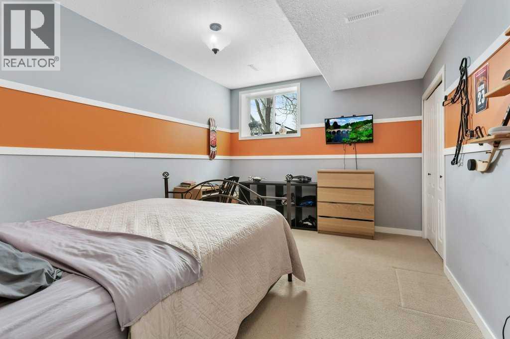 35276 Range Road 10 - 110, Rural Red Deer County, AB - Indoor Photo Showing Bedroom