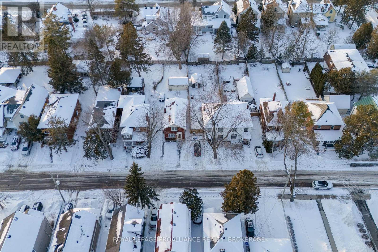 32 Livingston Avenue, Kingston (Central City East), ON - Outdoor With View