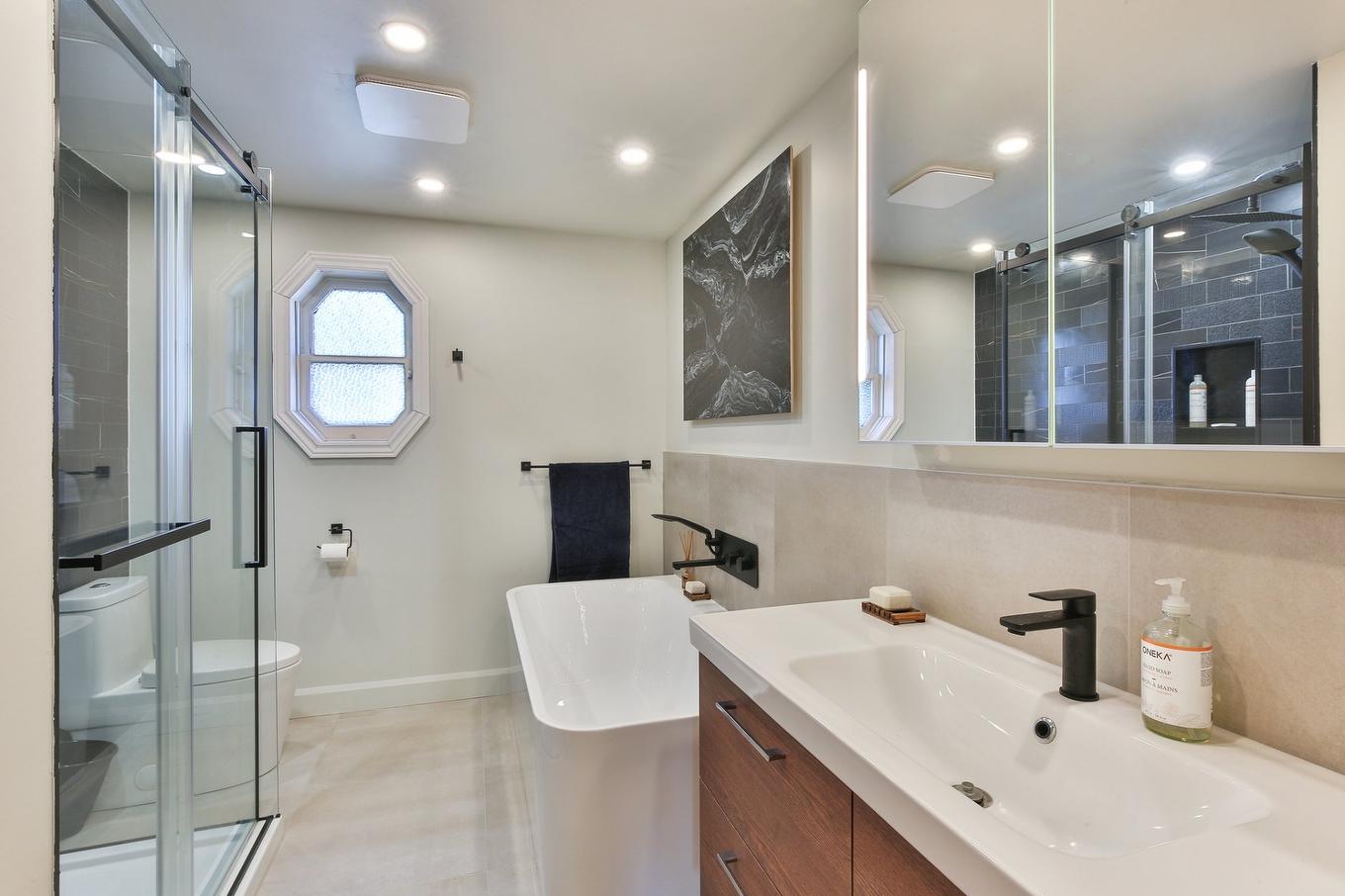 Bathroom - 25 Rue De L'Académie, Bedford - Ville, QC - Indoor Photo Showing Bathroom