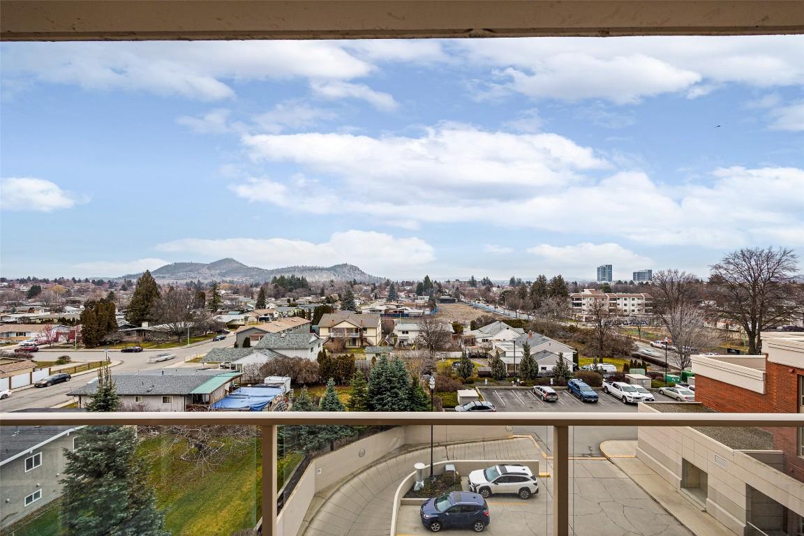 504-1160 Bernard Avenue, Kelowna, BC - Outdoor With View