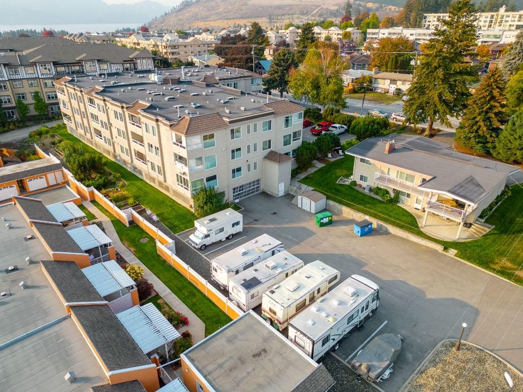 106-3815 Brown Road, West Kelowna, BC - Outdoor With View