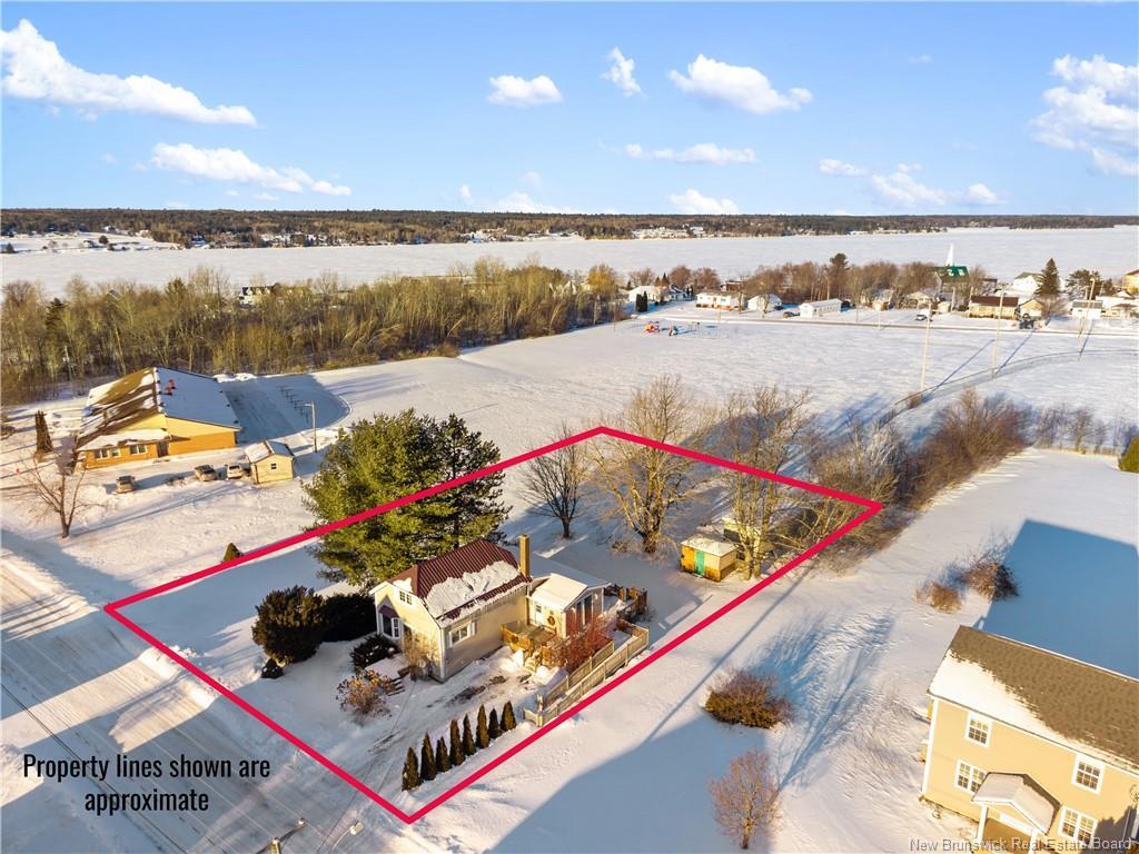 34 Manse St, Miramichi, NB