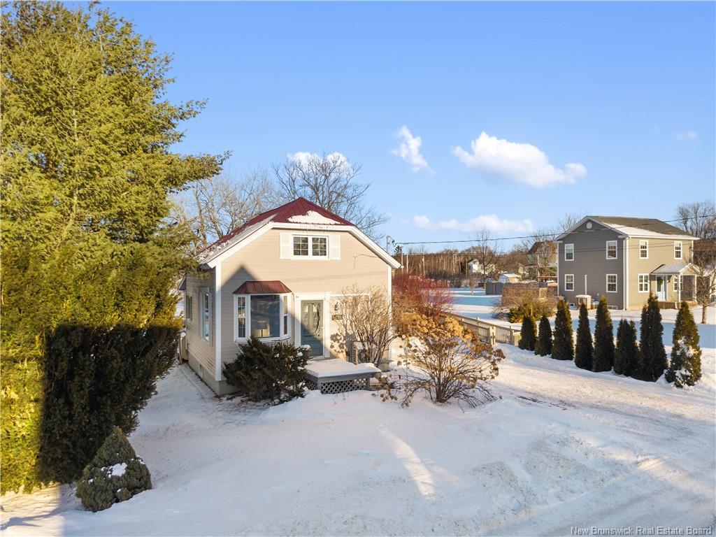 34 Manse St, Miramichi, NB