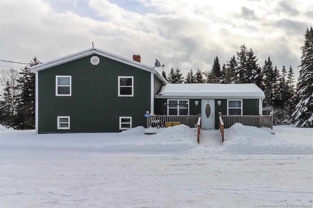 1944 Route 111, Bains Corner, NB