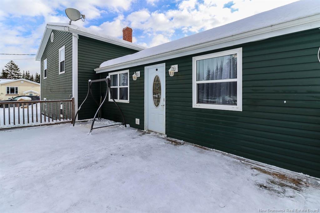 1944 Route 111, Bains Corner, NB