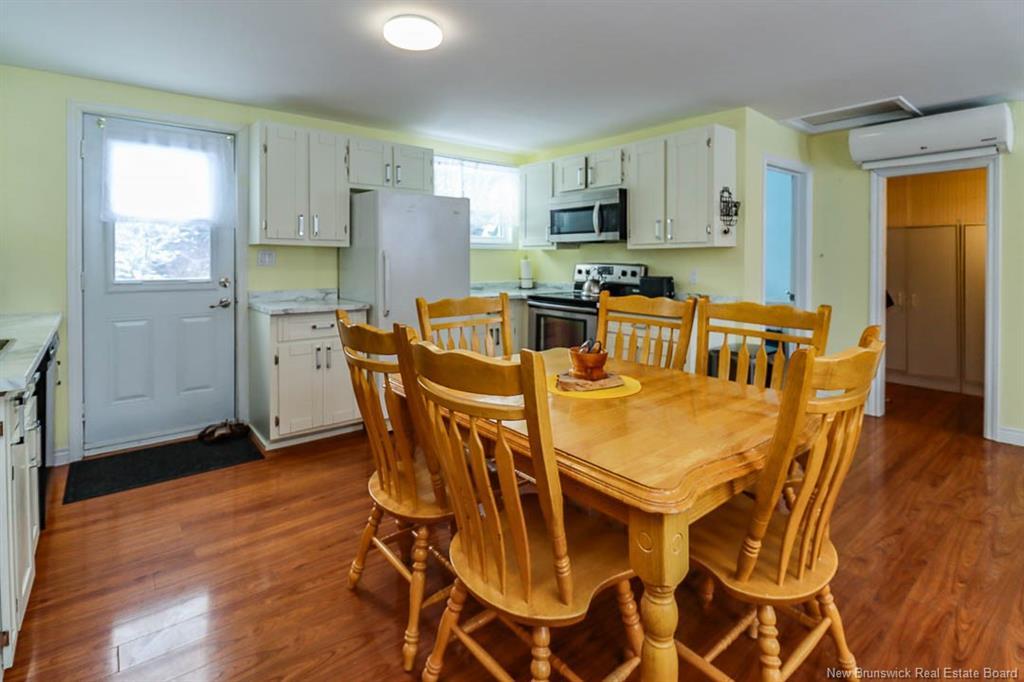 1944 Route 111, Bains Corner, NB