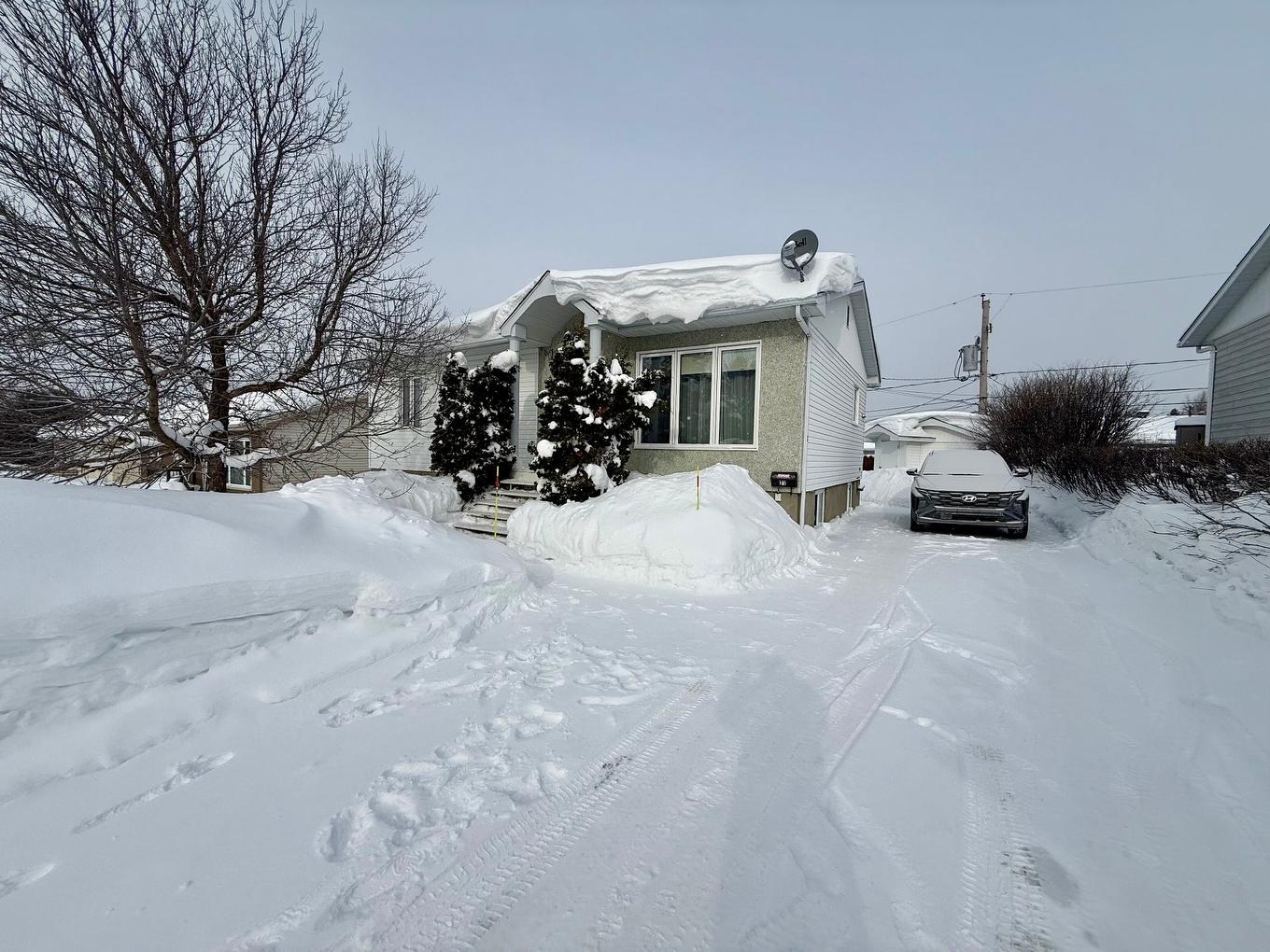 Frontage - 21 Rue Boutin, Amos, QC - Outdoor