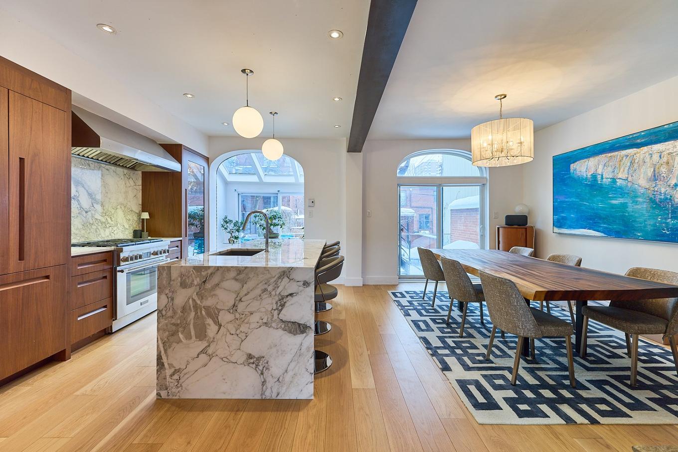 Overall view - 737 - 739 Rue De Versailles, Montréal (Ville-Marie), QC - Indoor Photo Showing Dining Room