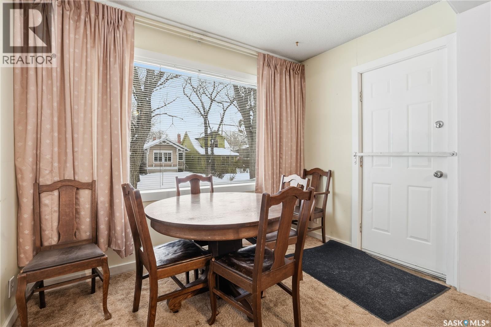 1452 Princess Street, Regina, SK - Indoor Photo Showing Dining Room