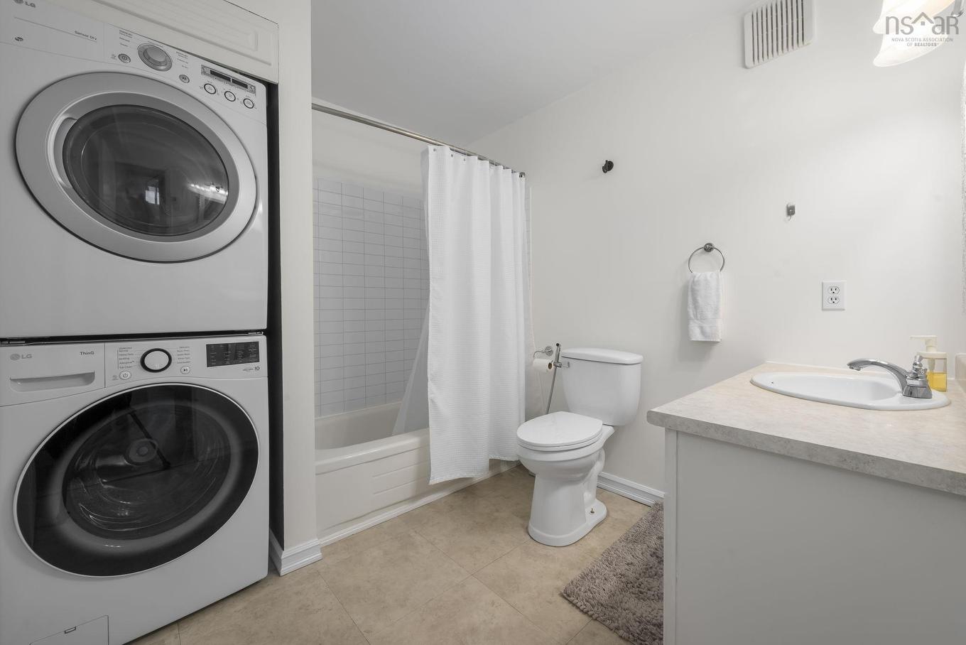 114 80 Spinnaker Drive, Halifax, NS