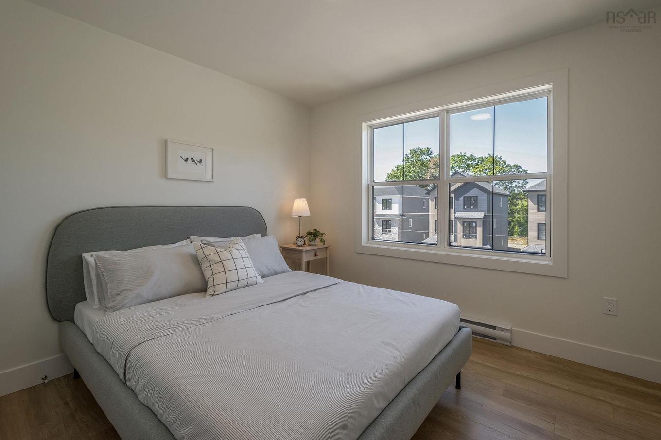 Pc-1 2 Pearlgarden Close, Dartmouth, NS