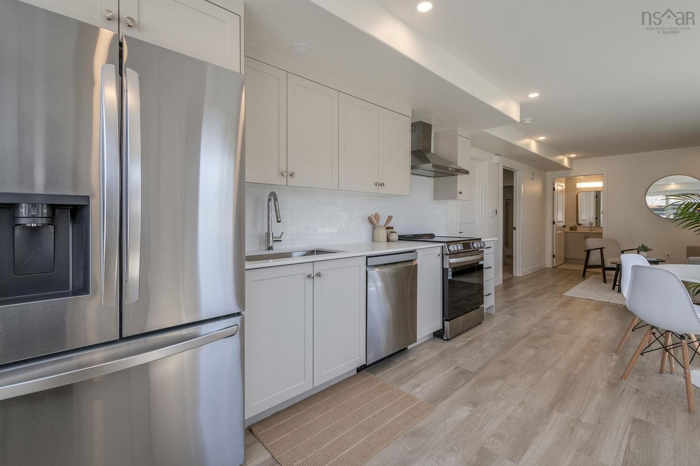 Pc-1 2 Pearlgarden Close, Dartmouth, NS