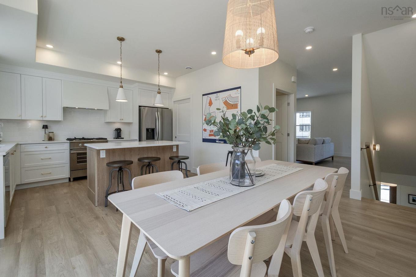 Pc-1 2 Pearlgarden Close, Dartmouth, NS