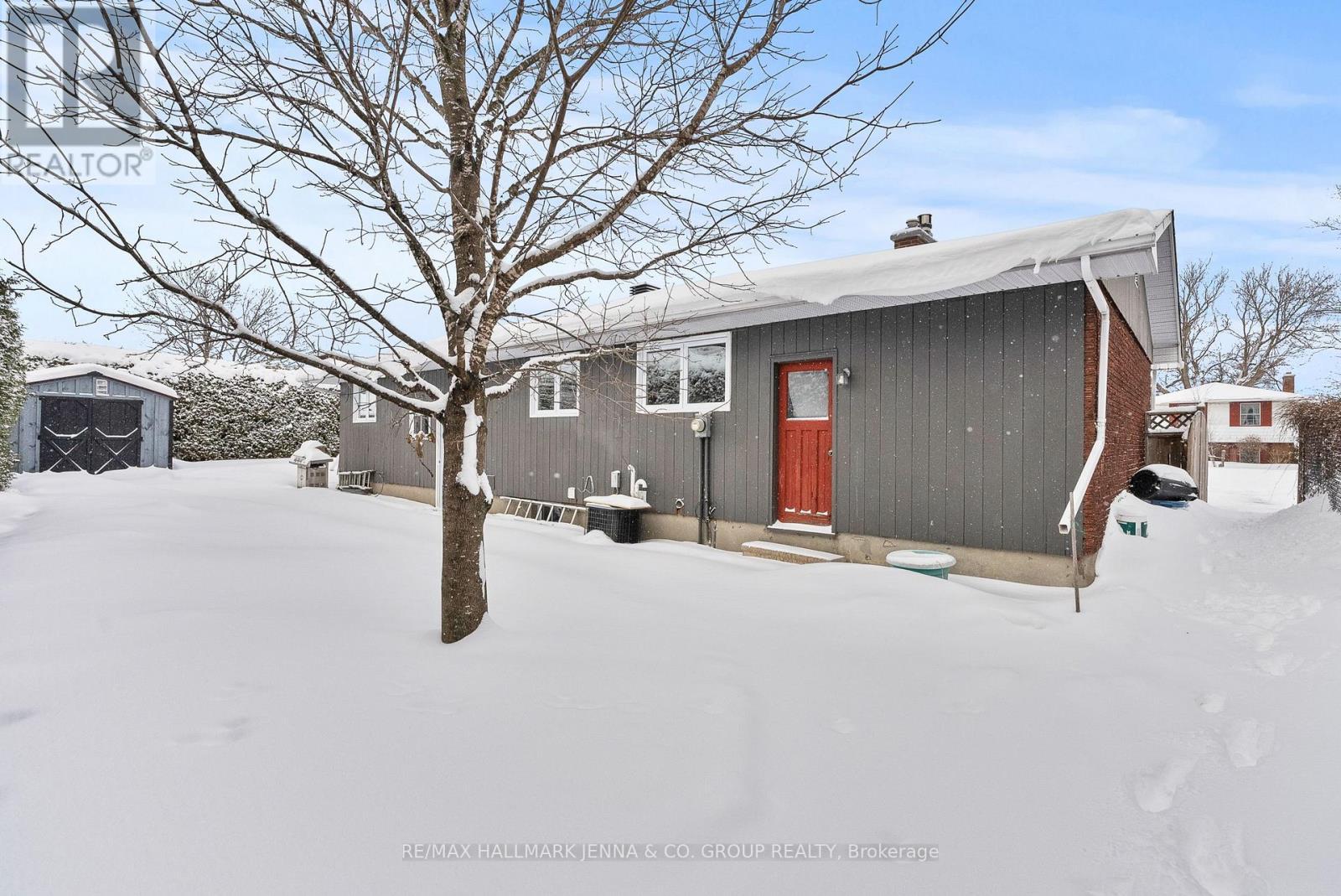 11 Tripp Crescent, Ottawa, ON - Outdoor