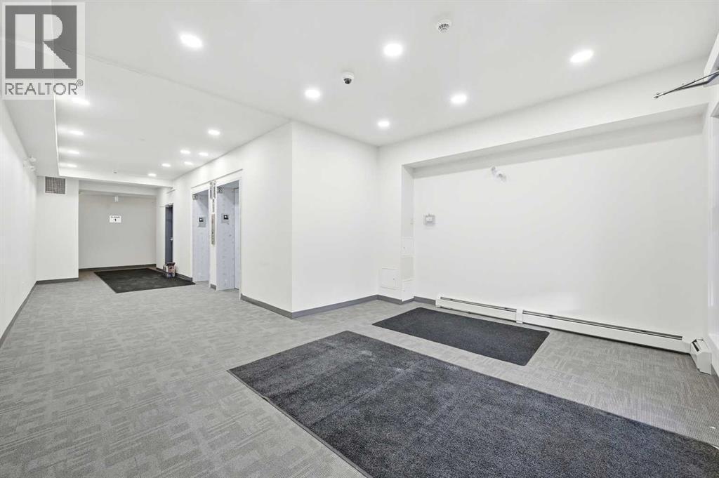 2221, 15 Skyview Point Crescent Ne, Calgary, AB - Indoor Photo Showing Other Room