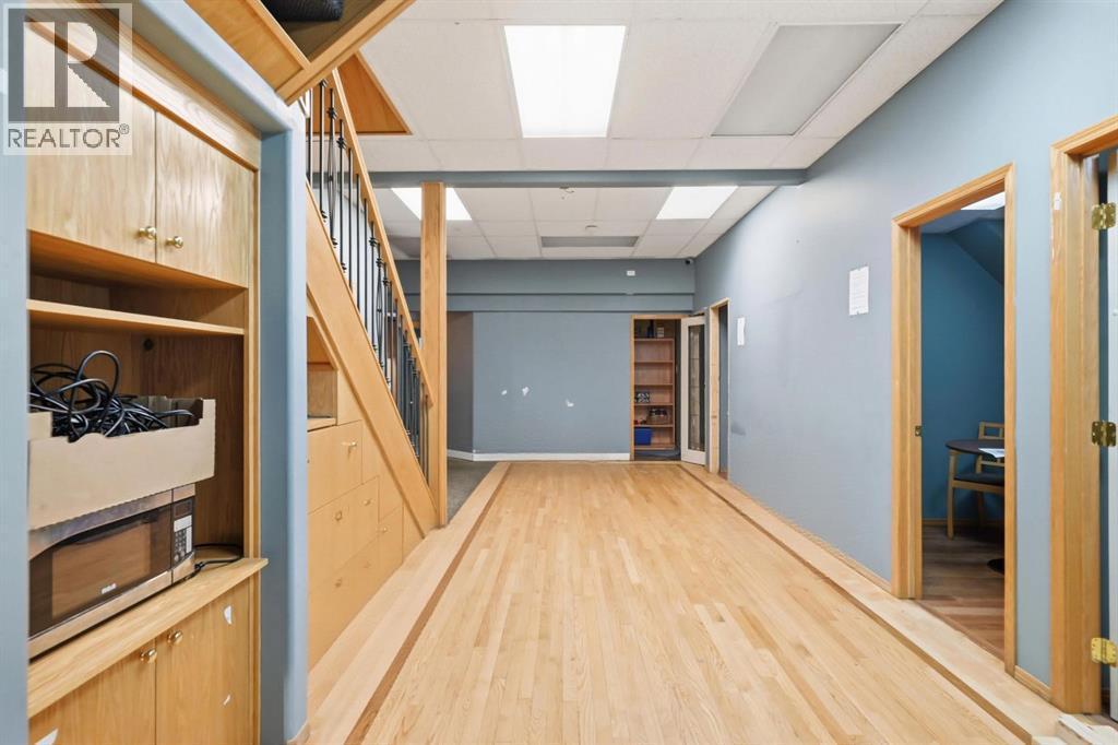 4, 4101 19 Street Ne, Calgary, AB