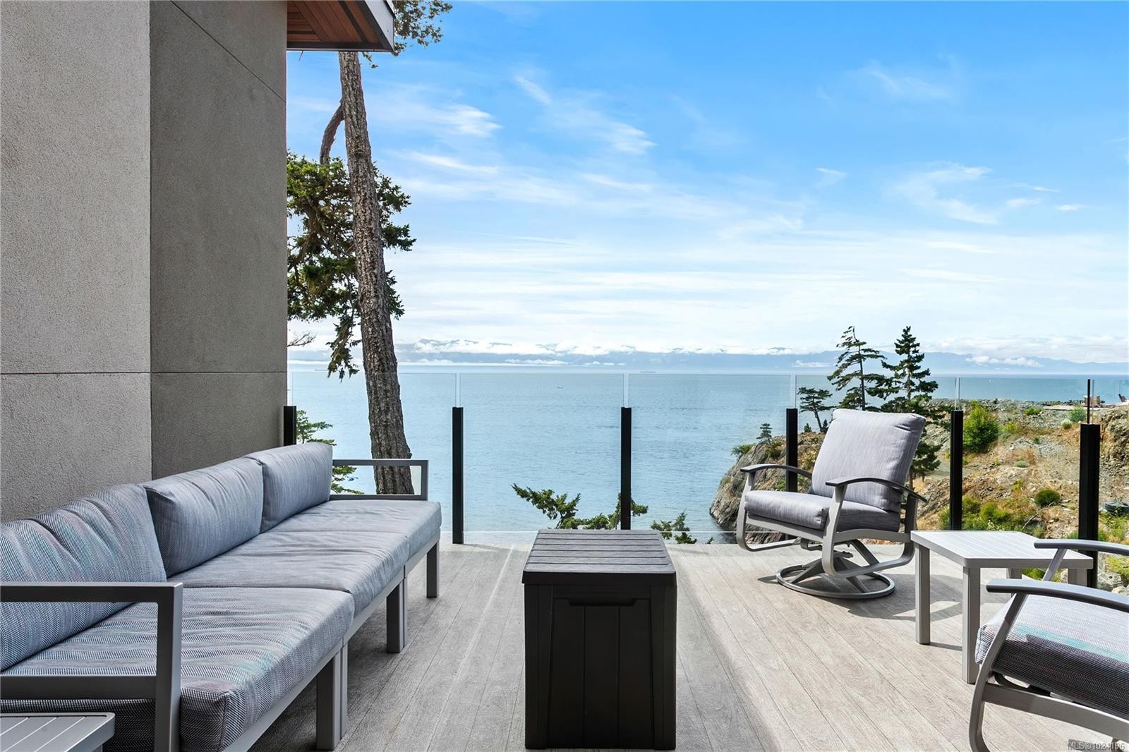 7510 Ocean Park Pl, Sooke, BC