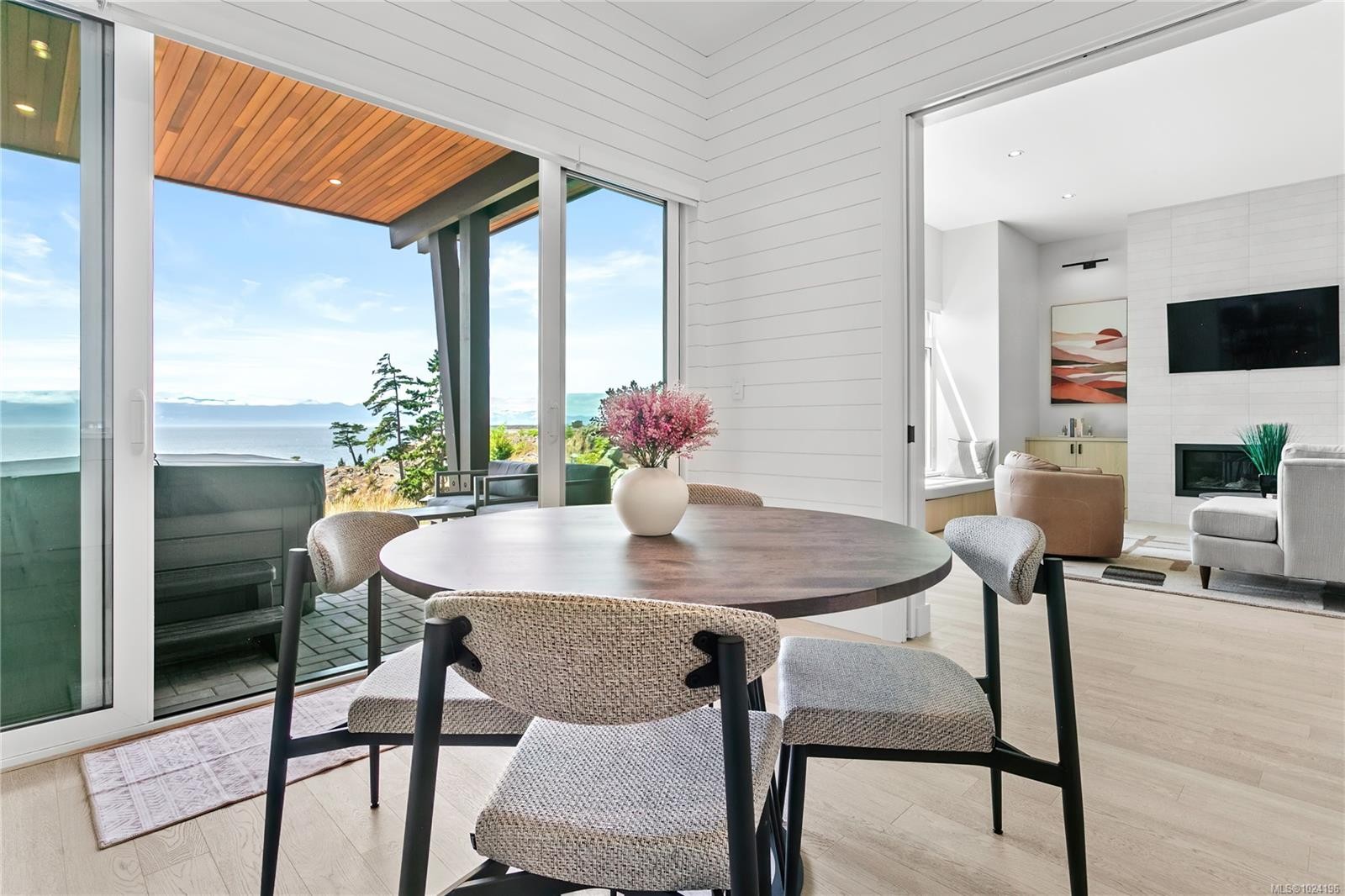 7510 Ocean Park Pl, Sooke, BC