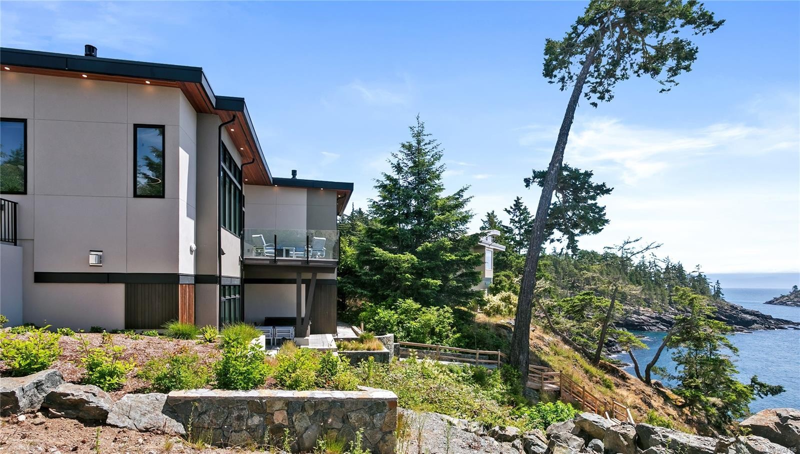 7510 Ocean Park Pl, Sooke, BC