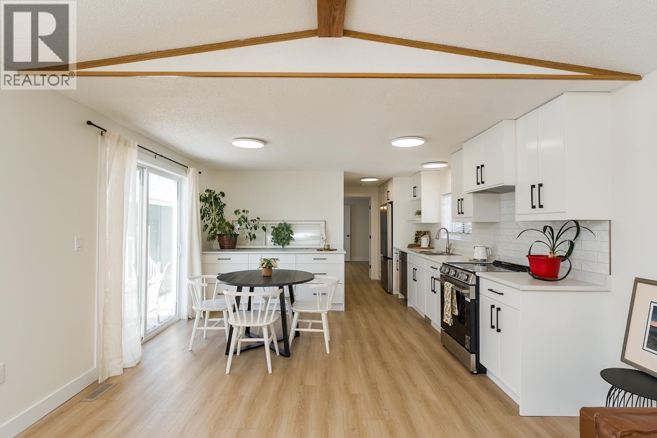 2914 Greenforest Crescent, Prince George, BC - Indoor