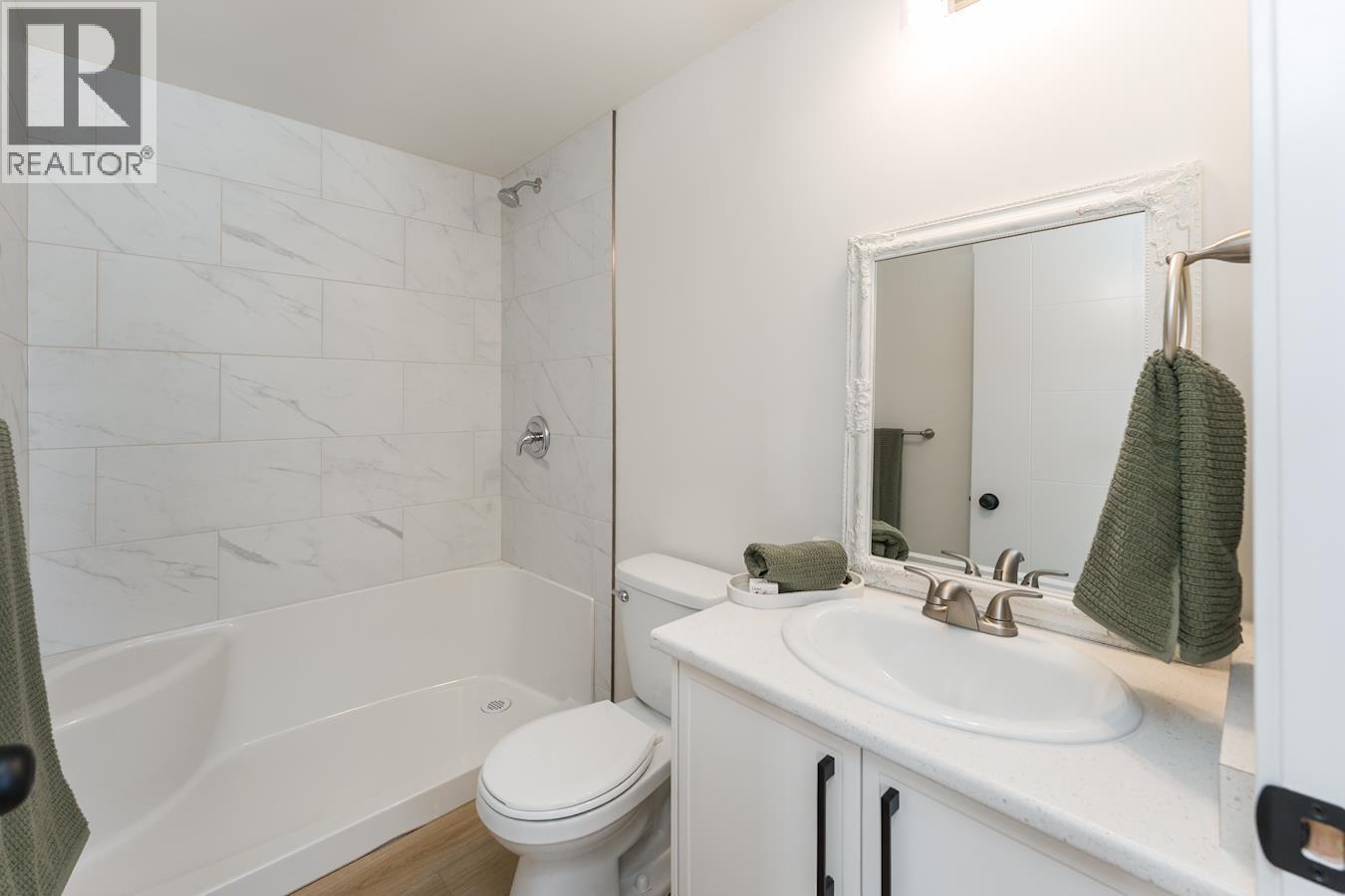 2914 Greenforest Crescent, Prince George, BC - Indoor Photo Showing Bathroom