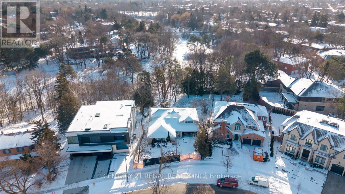 11 Montressor Drive, Toronto, ON - Outdoor