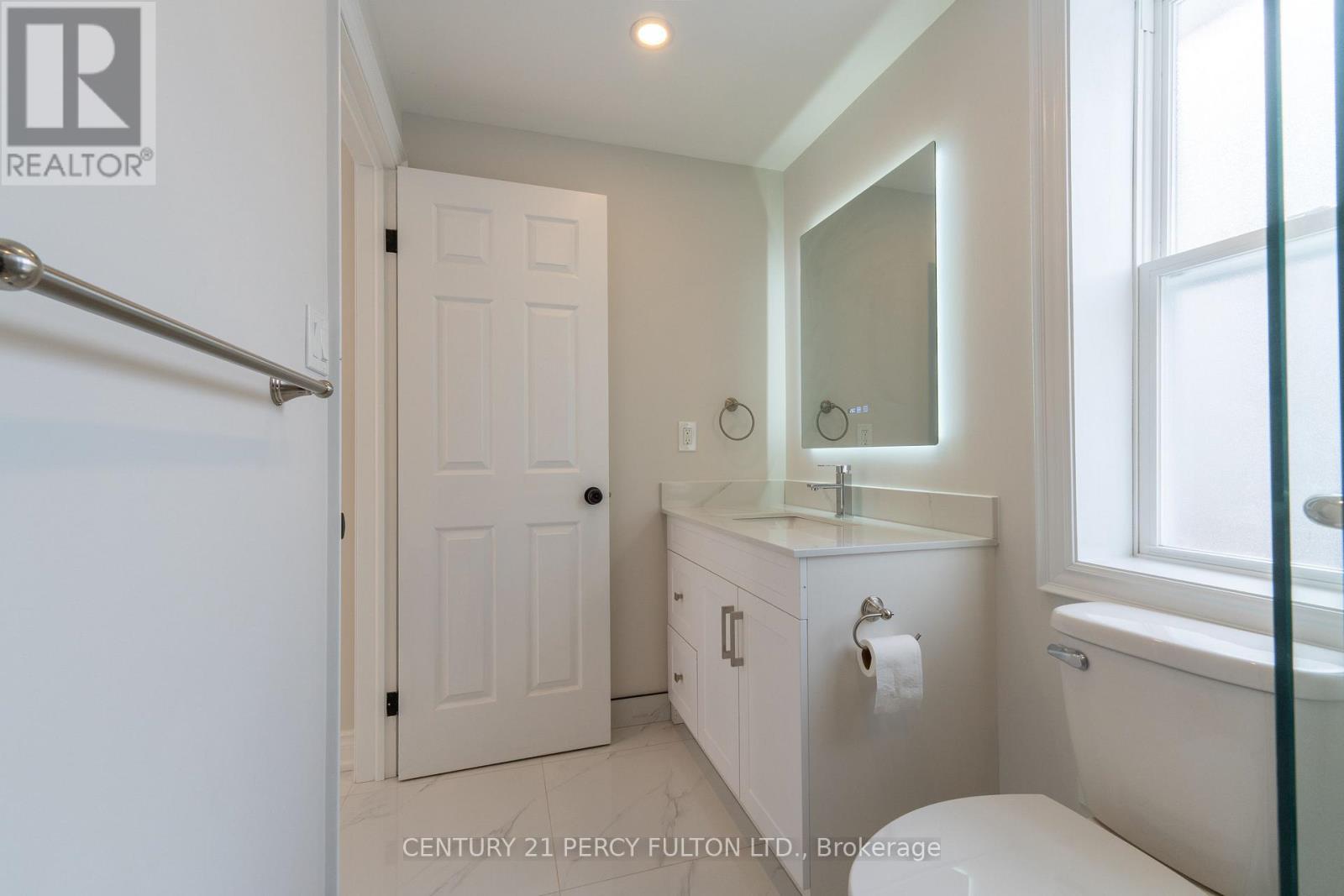 193 Cameron Crescent, Georgina, ON - Indoor Photo Showing Bathroom