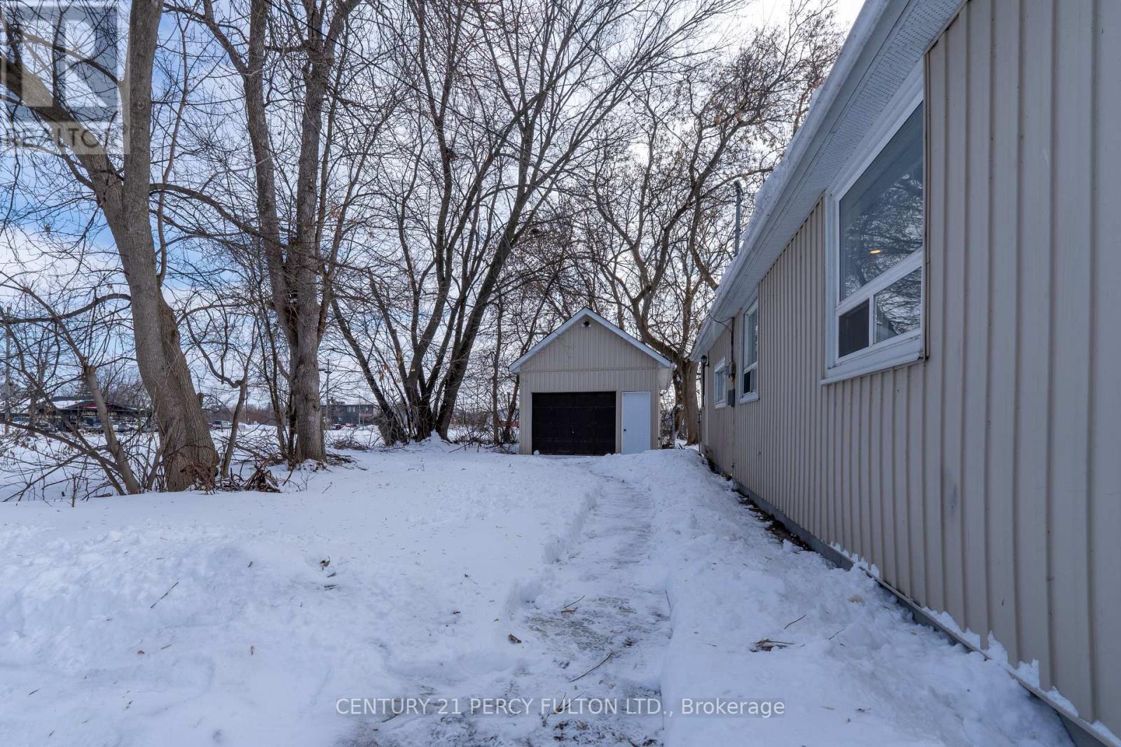 193 Cameron Crescent, Georgina, ON - Outdoor