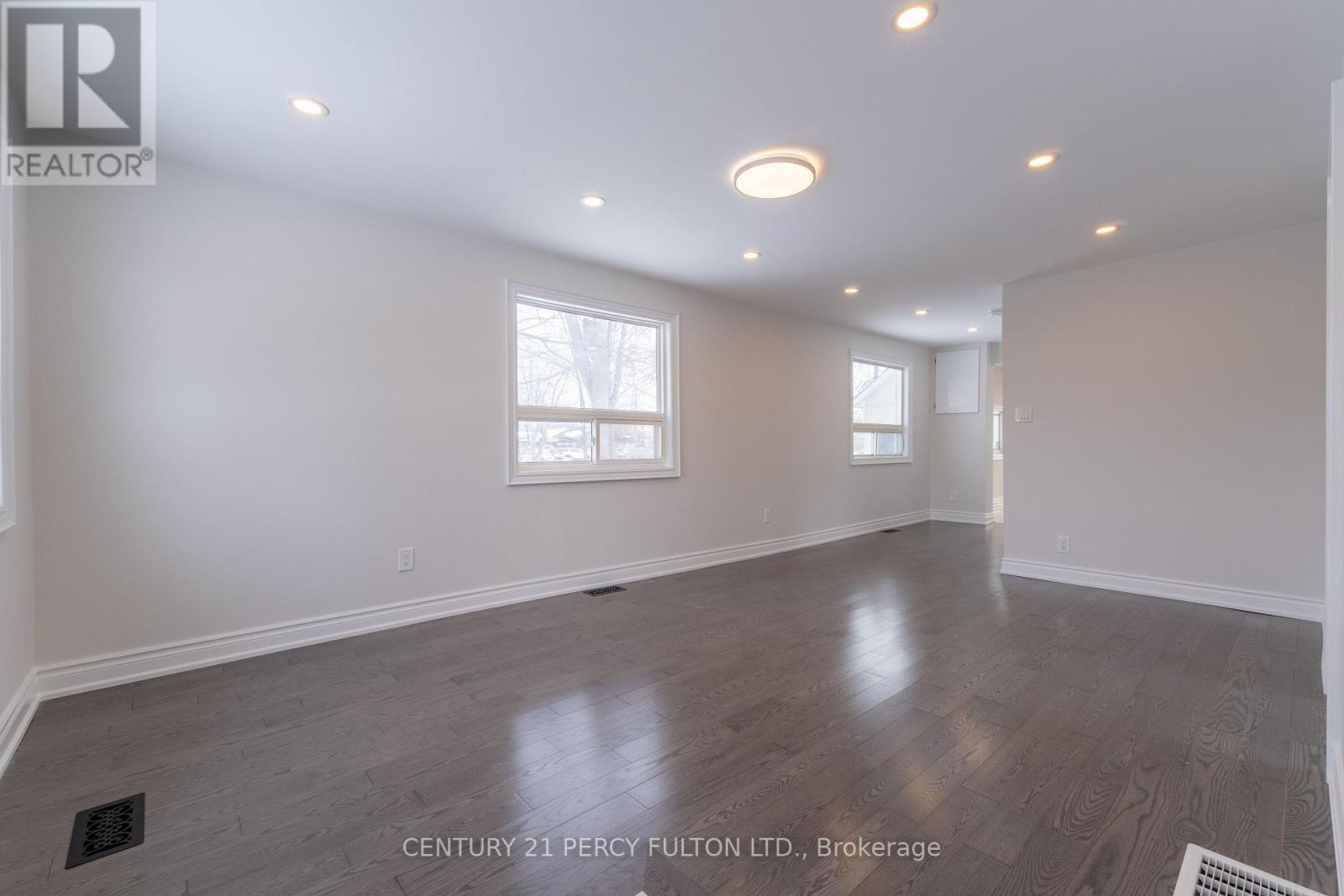 193 Cameron Crescent, Georgina, ON - Indoor Photo Showing Other Room